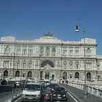 Ponte Umberto I, Museo Napoleonico