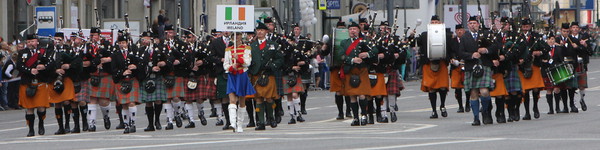 'Le Cheile Sa Cheol' Massed Pipes and Drums (Ireland)